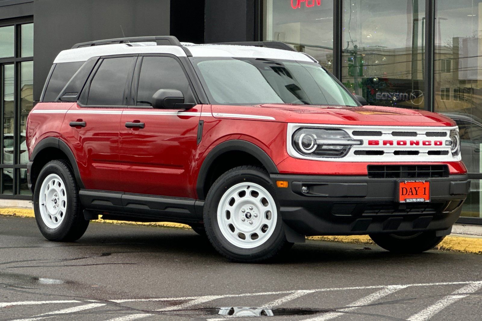Used 2023 Ford Bronco Sport Heritage AWD/4WD image 2