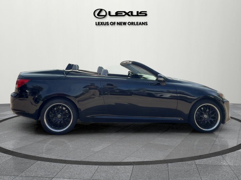 Used 2015 Lexus IS 250C image 12