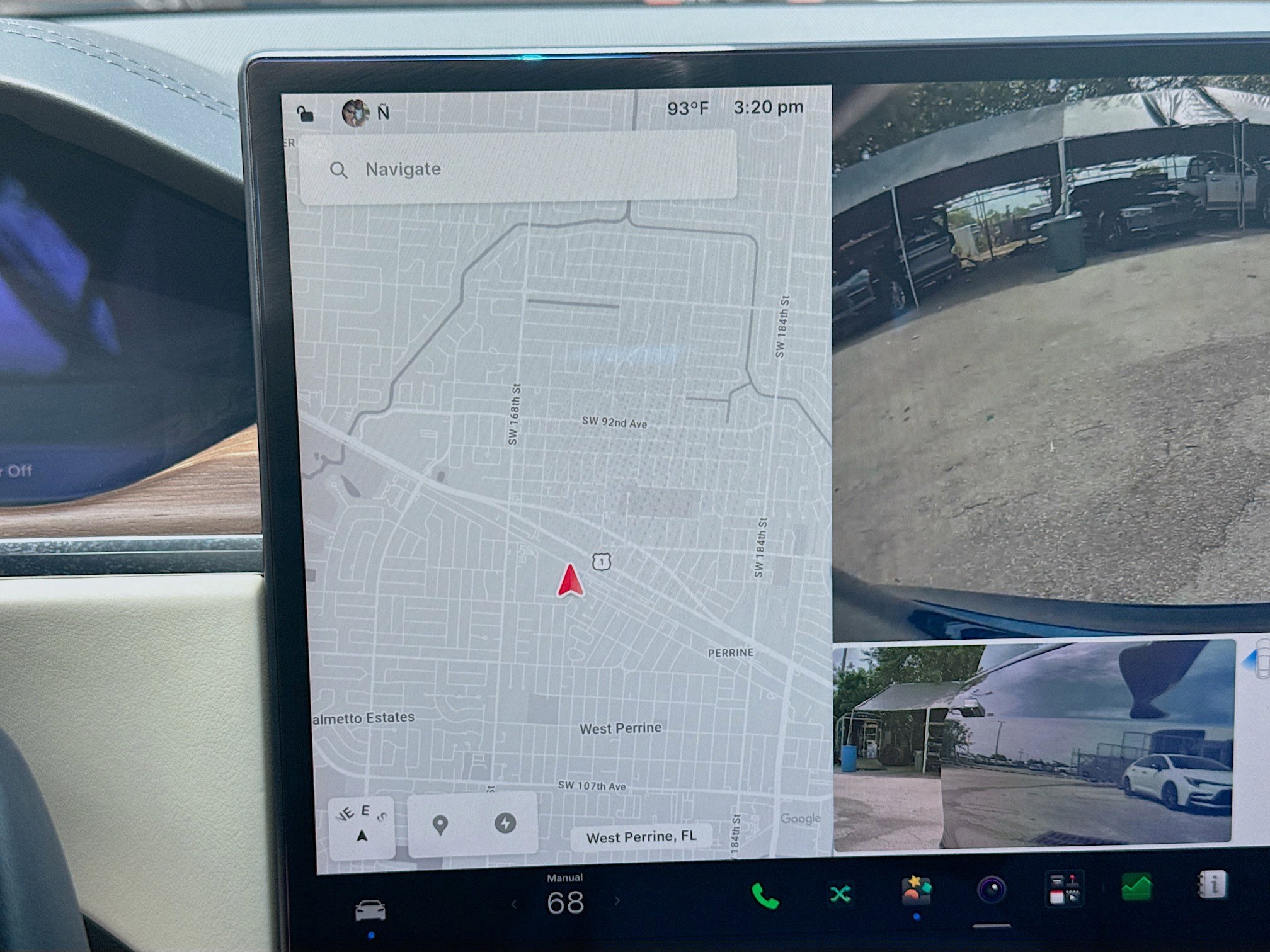 Used 2022 Tesla Model S AWD/4WD image 11