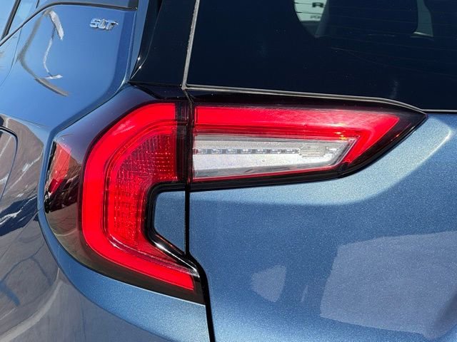 Used 2024 GMC Terrain SLT image 11