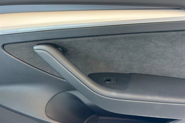 Used 2023 Tesla Model 3 Standard Range RWD image 21