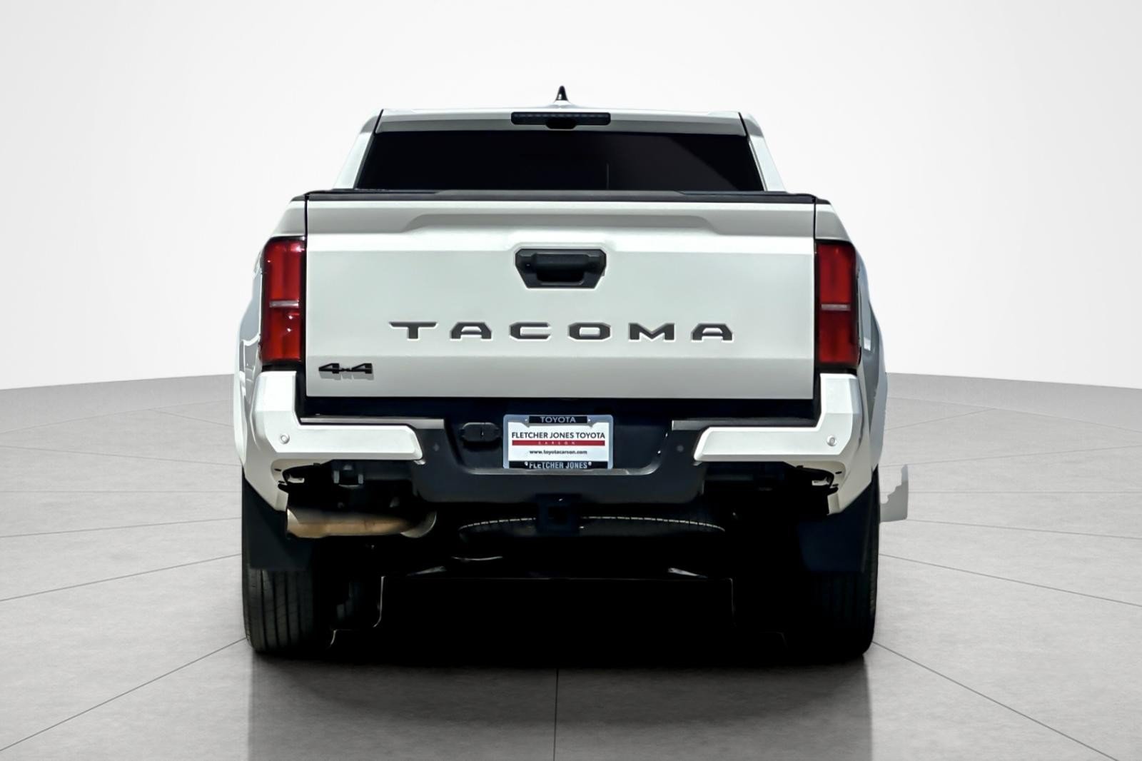 Certified 2024 Toyota Tacoma TRD Sport w/ TRD Sport Premium Package AWD/4WD image 4