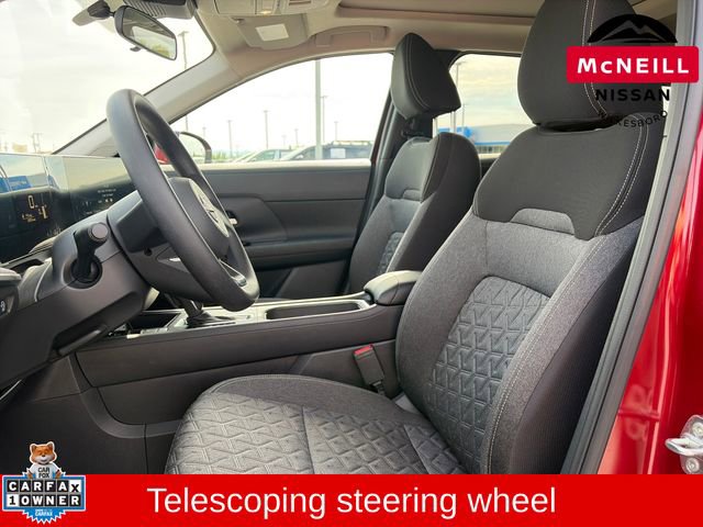 Used 2025 Nissan Kicks SV w/ SV Premium Package FWD image 17