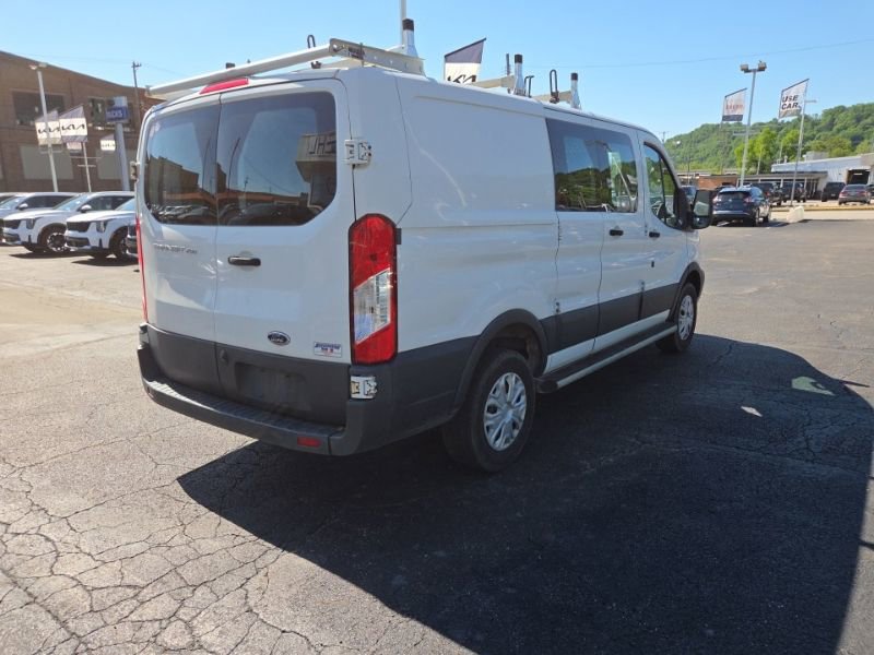 Used 2017 Ford Transit 250 130 Low Roof w/ Exterior Upgrade Package RWD image 7
