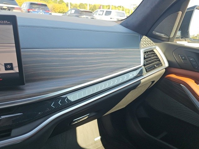 Used 2024 BMW X7 xDrive40i w/ Executive Package image 42