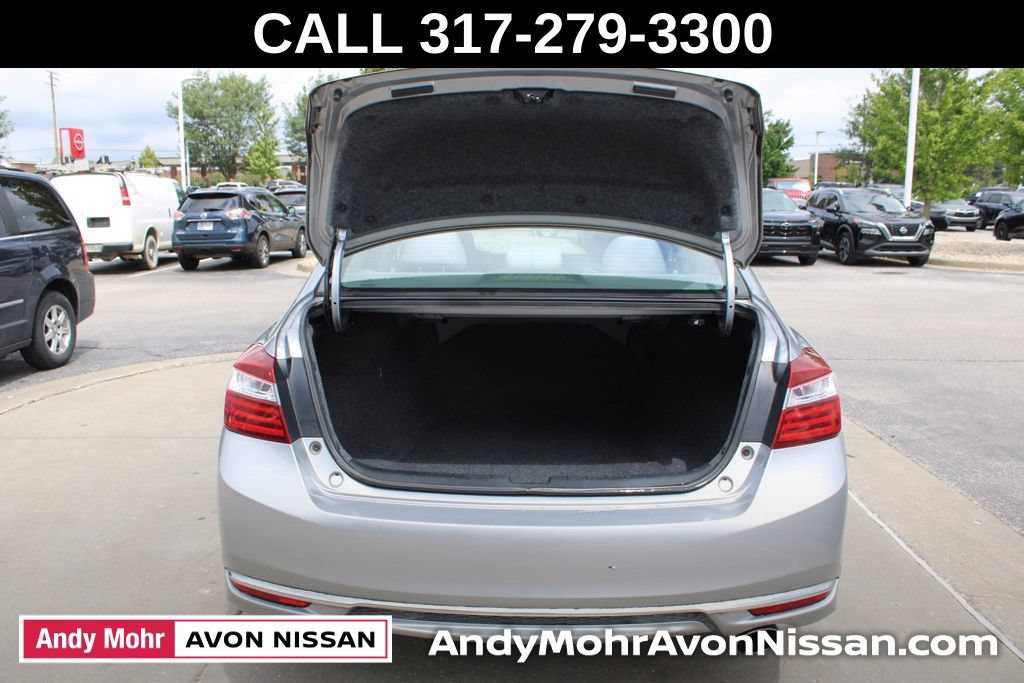 Used 2016 Honda Accord LX image 9