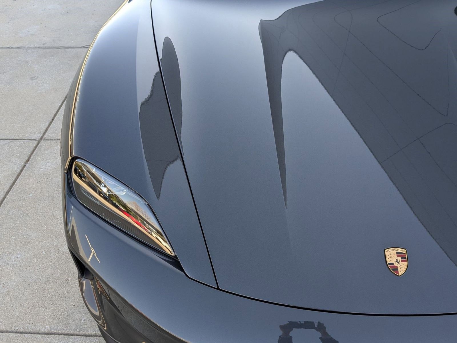 New 2025 Porsche Taycan 4S AWD/4WD image 12