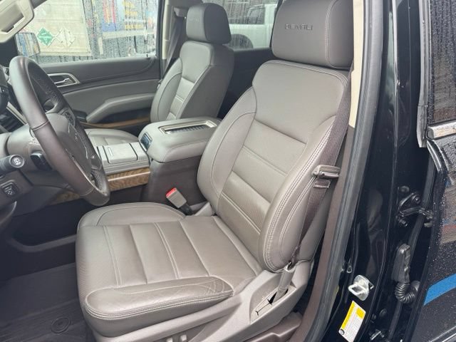 Used 2020 GMC Yukon XL Denali w/ Open Road Package AWD/4WD image 19