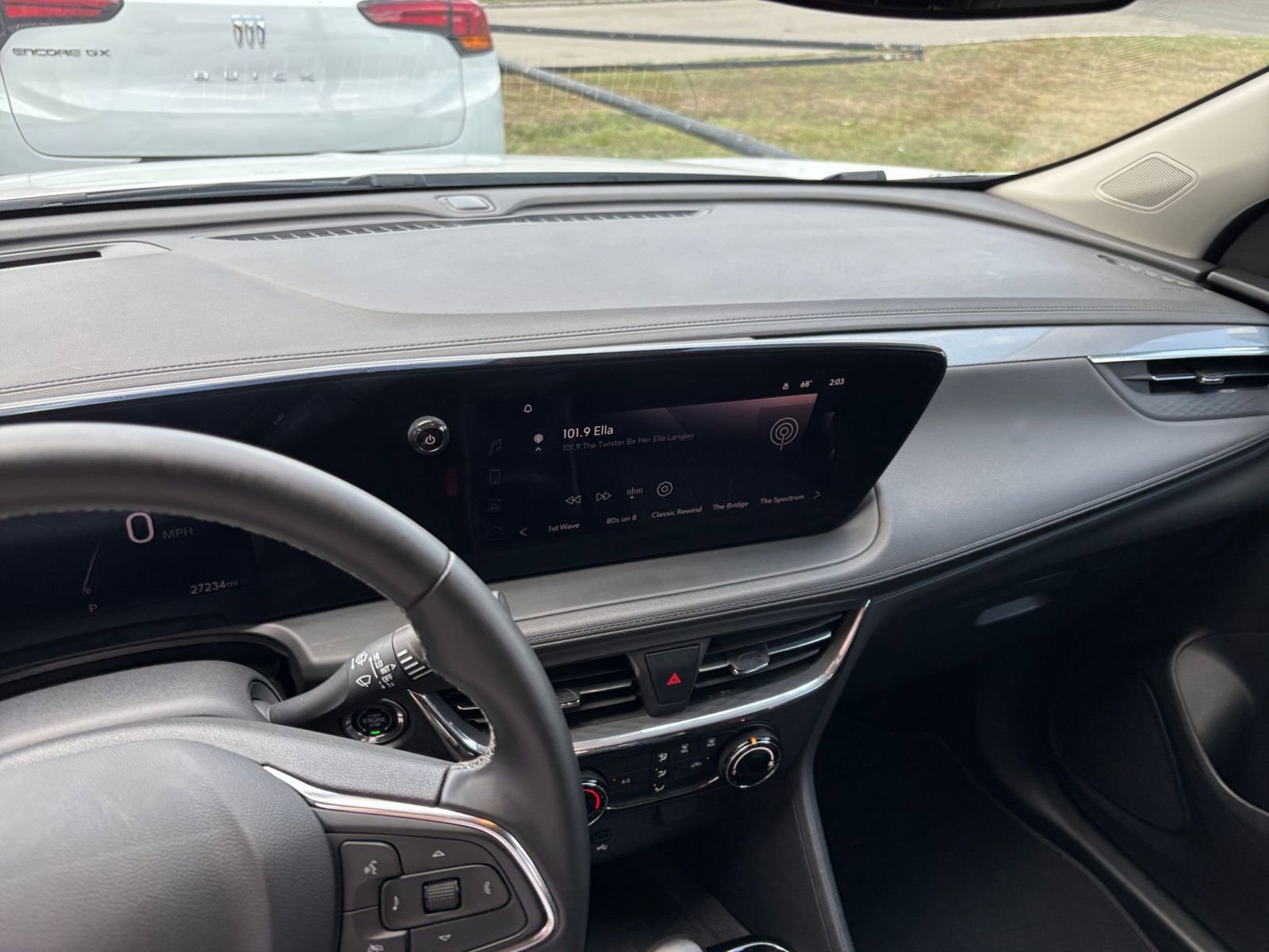 Used 2025 Buick Encore GX Preferred FWD image 17