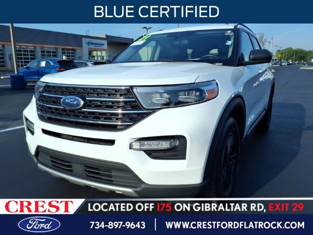 Certified 2021 Ford Explorer XLT w/ Equipment Group 202A AWD/4WD image 1