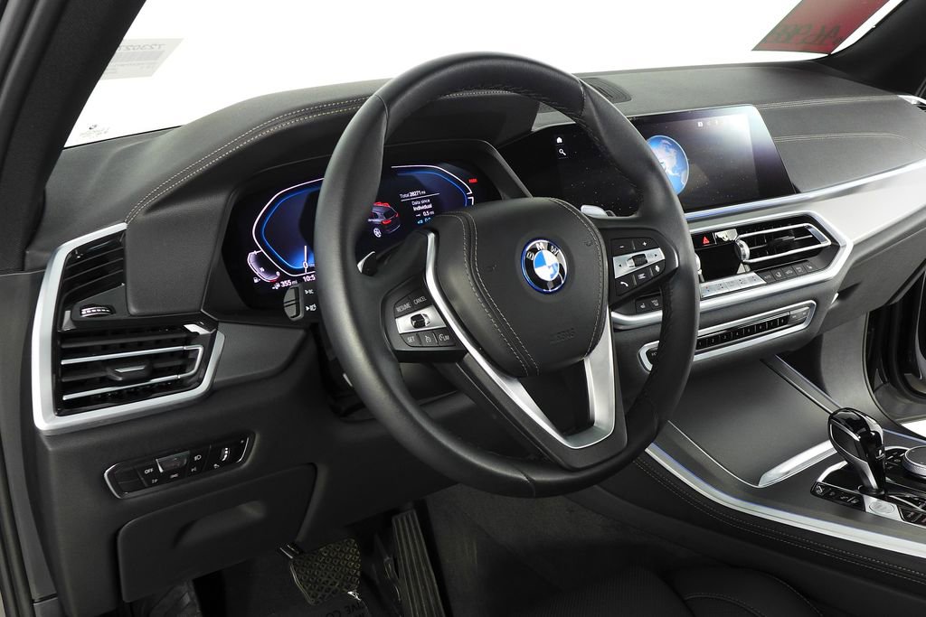 Certified 2023 BMW X5 xDrive45e w/ Parking Assistance Package AWD/4WD image 31