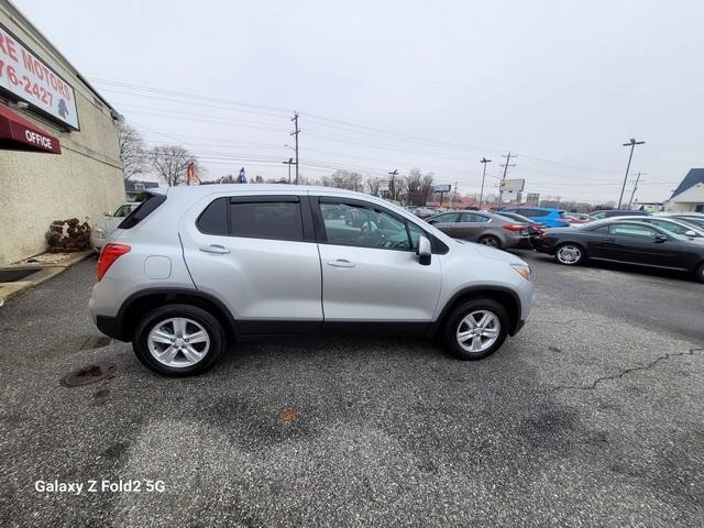 Used 2020 Chevrolet Trax LS w/ Tint and Cruise Package image 8
