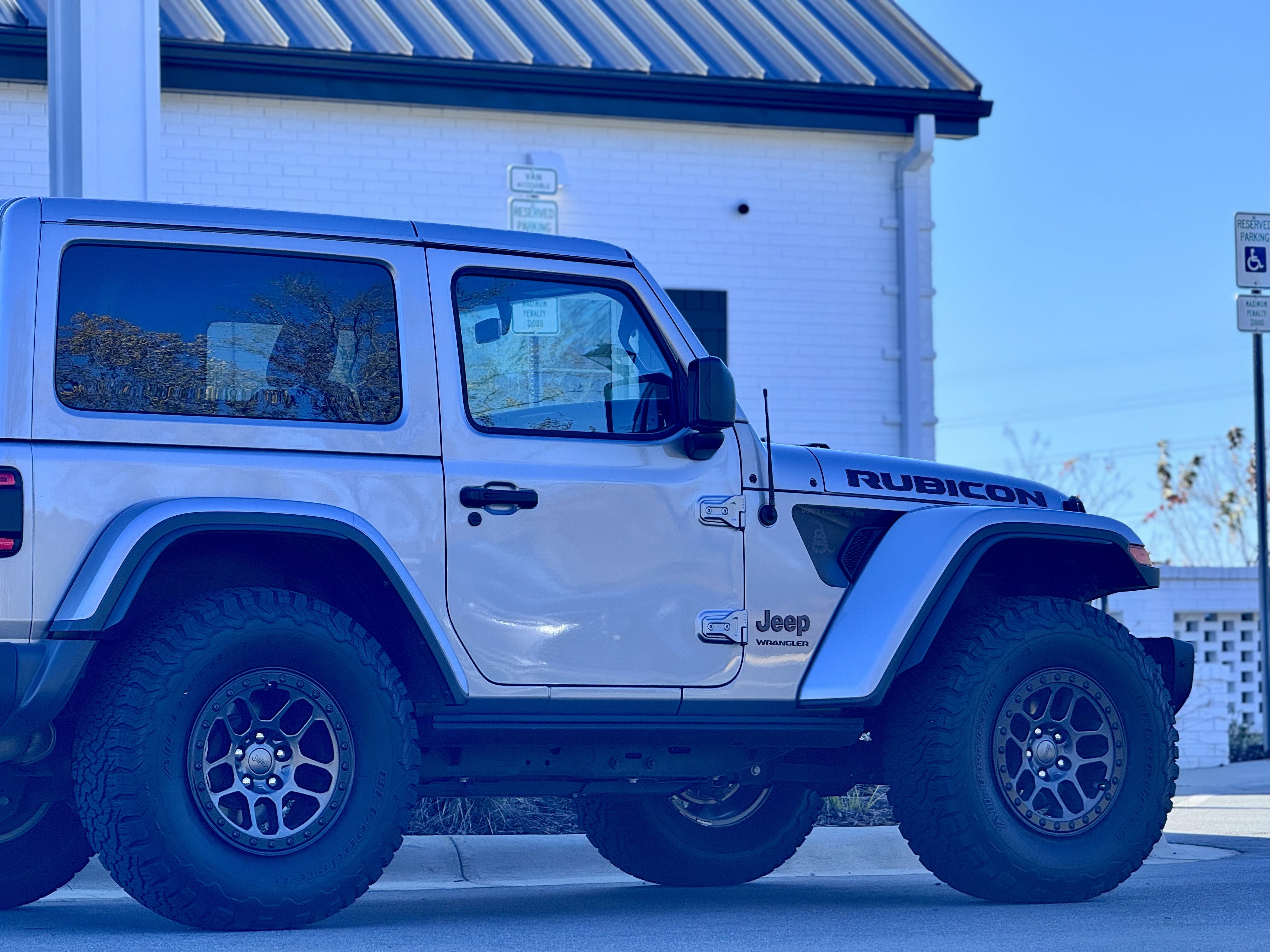 Used 2019 Jeep Wrangler Rubicon image 25
