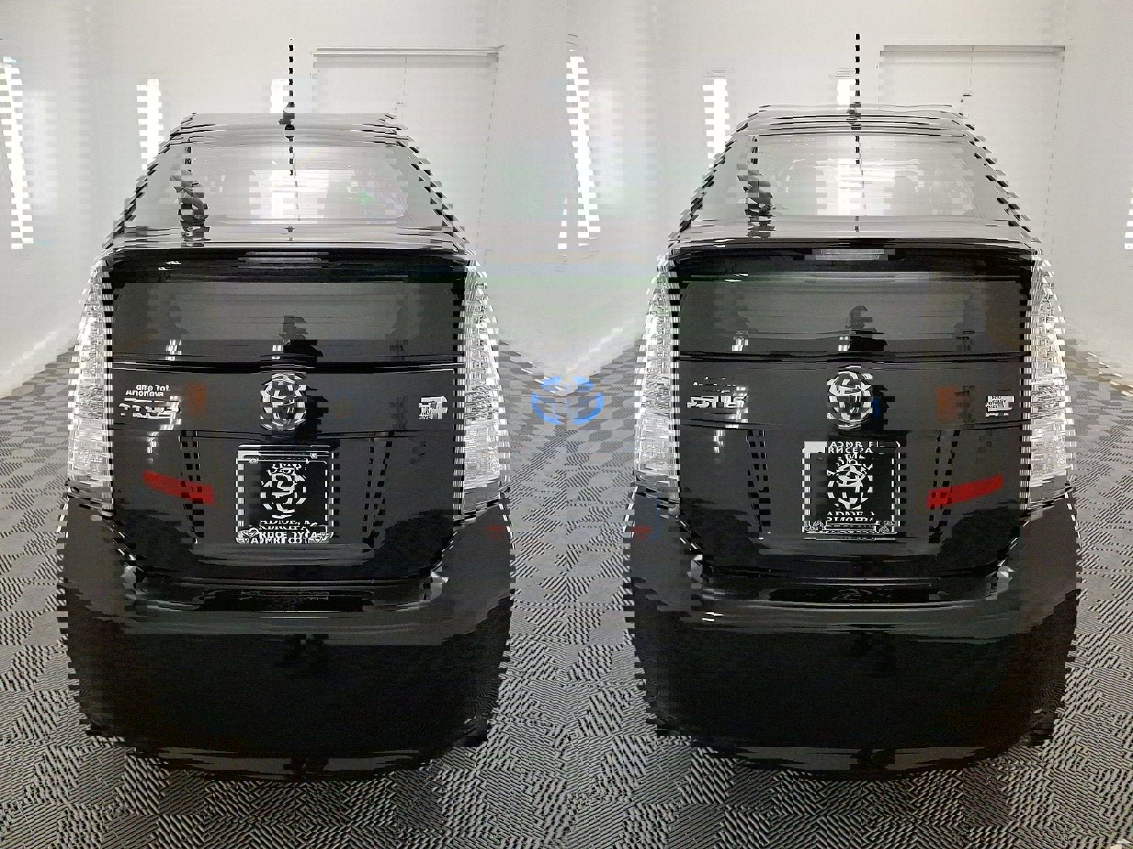 Used 2010 Toyota Prius Two image 21