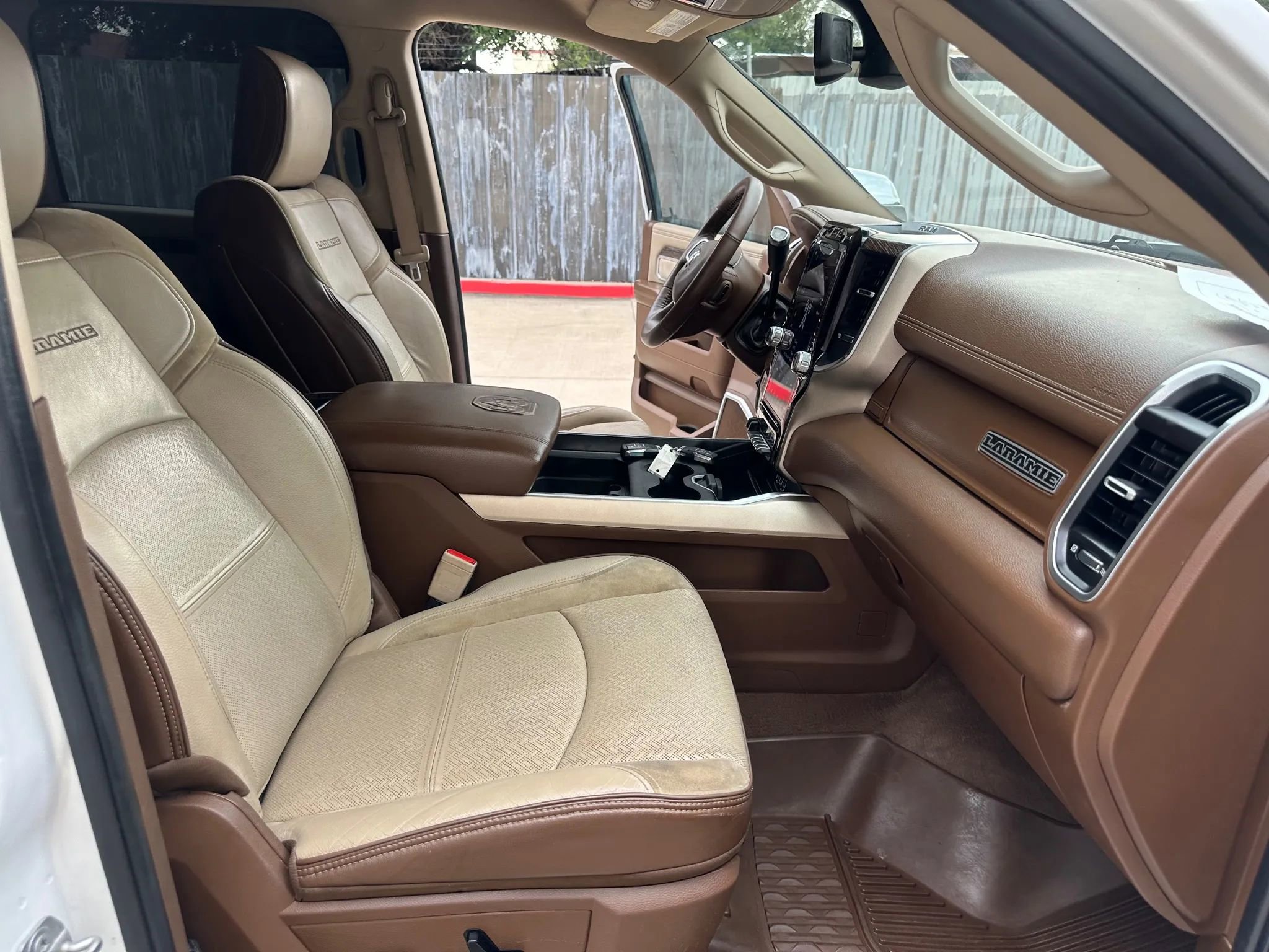 Used 2020 RAM 2500 Laramie image 23