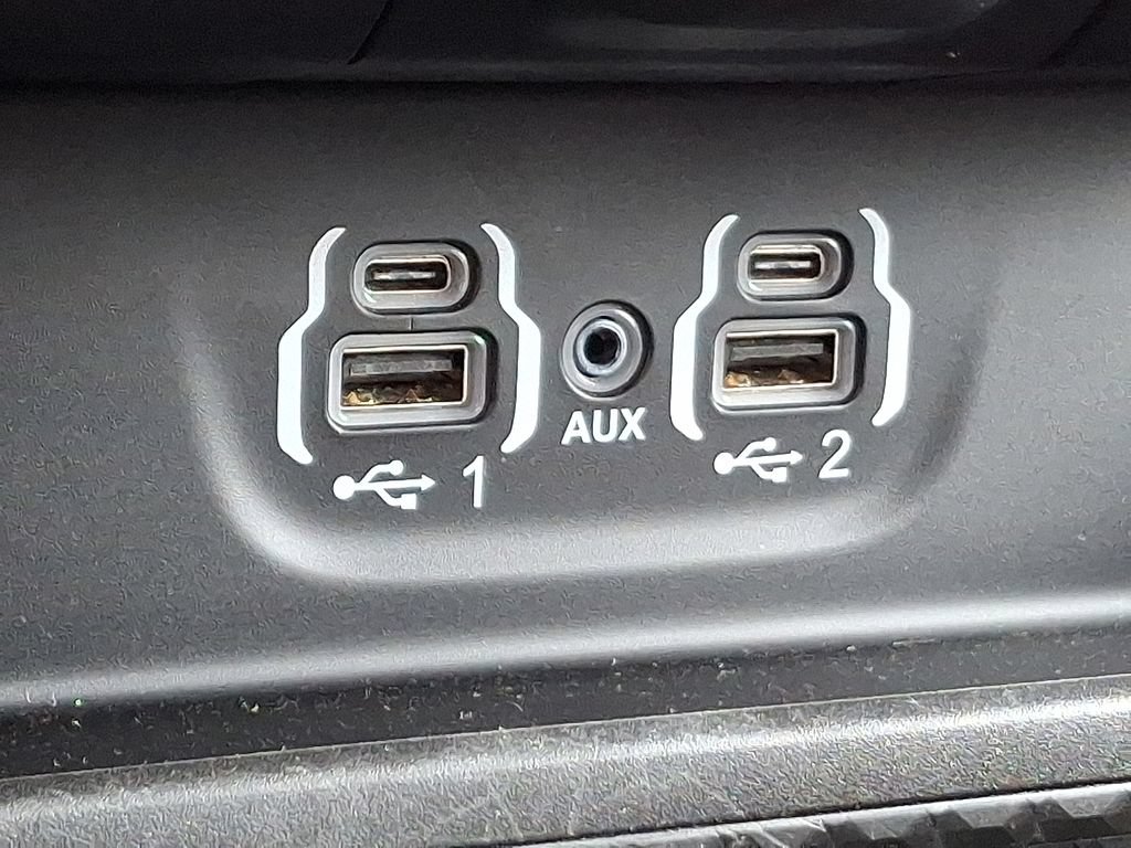 Used 2023 RAM 1500 Laramie AWD/4WD image 24