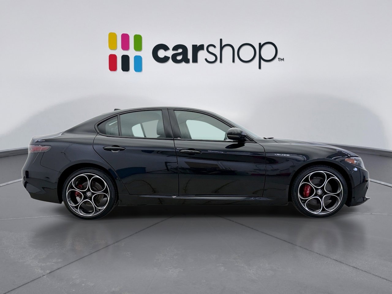 Used 2024 Alfa Romeo Giulia Veloce image 6