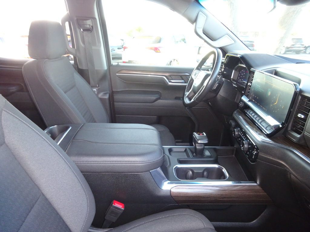 Certified 2023 Chevrolet Silverado 1500 RST AWD/4WD image 16