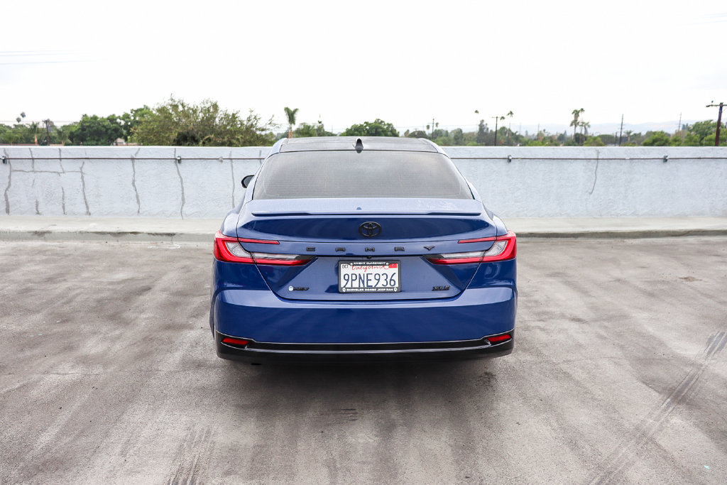 Used 2025 Toyota Camry XLE FWD image 8