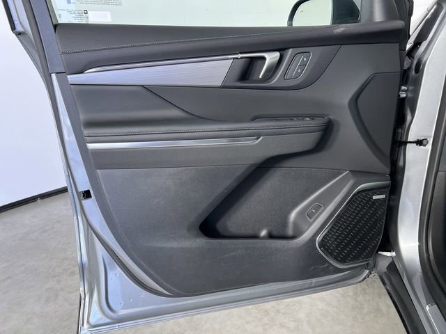 Used 2026 Buick Enclave Preferred w/ LPO, All-Weather Package image 22