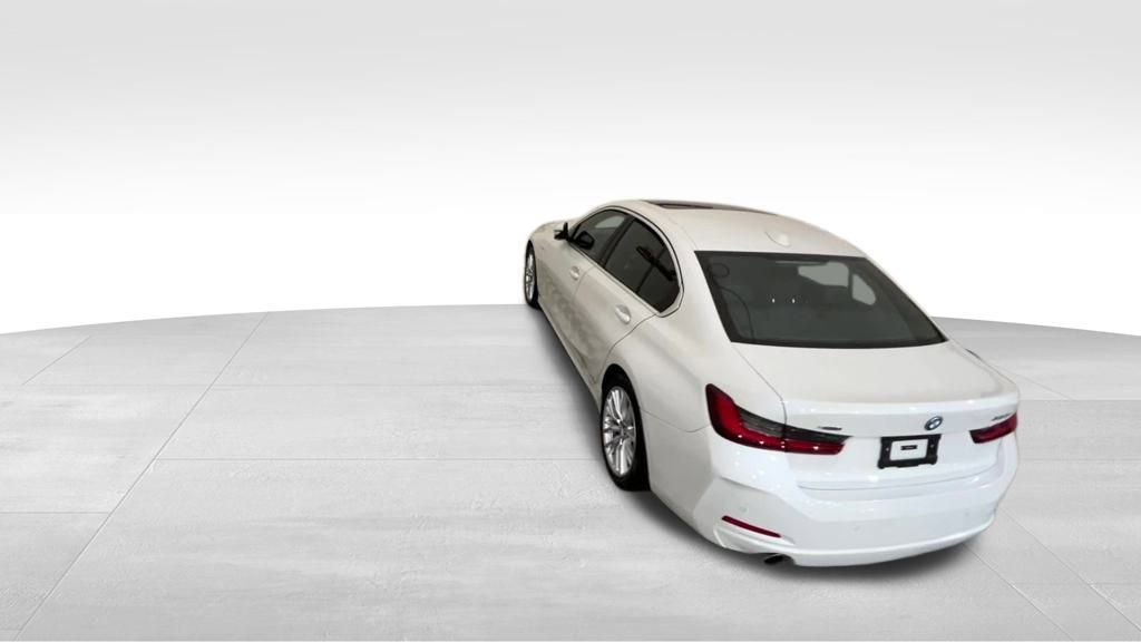 Used 2024 BMW 330e xDrive image 18