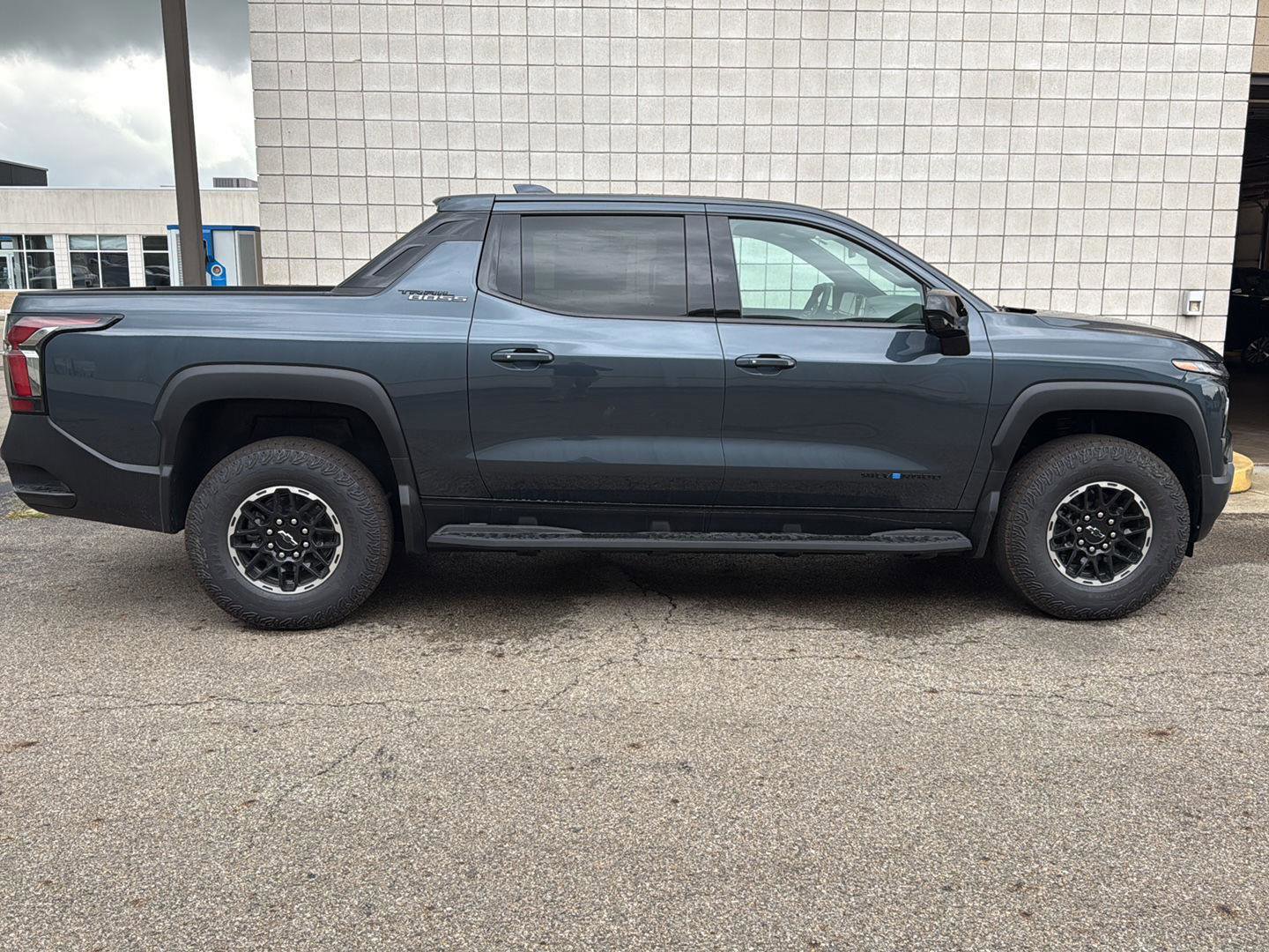 New 2026 Chevrolet Silverado EV Trail Boss image 5