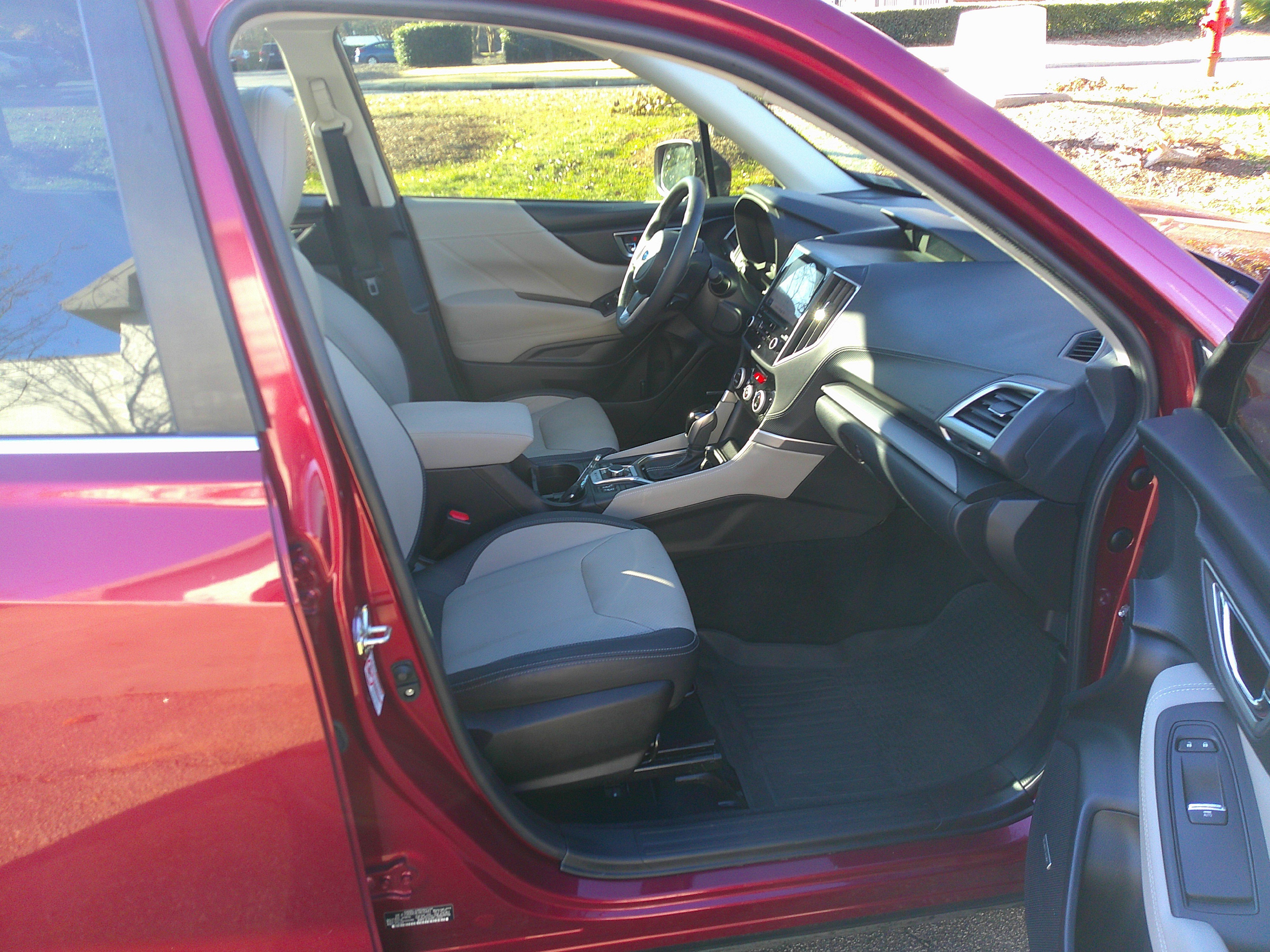 Used 2020 Subaru Forester Limited image 34