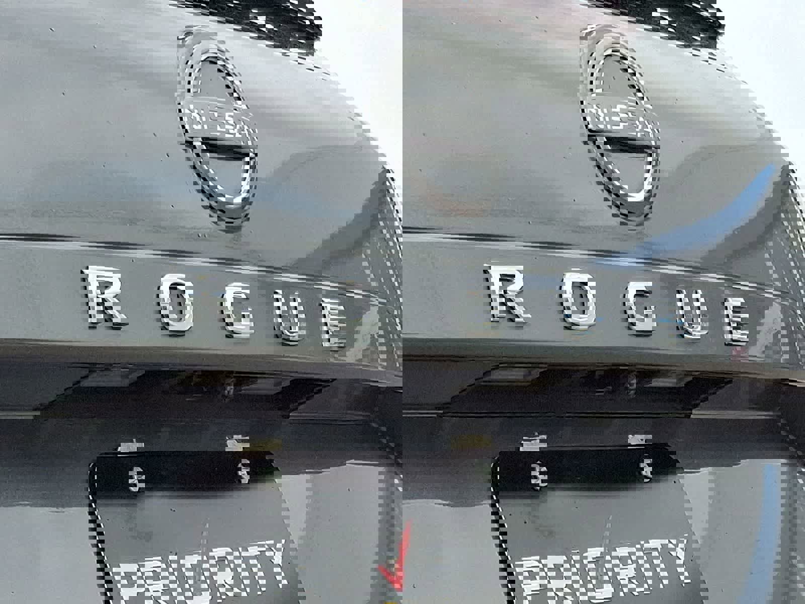 Used 2023 Nissan Rogue SL AWD/4WD image 37