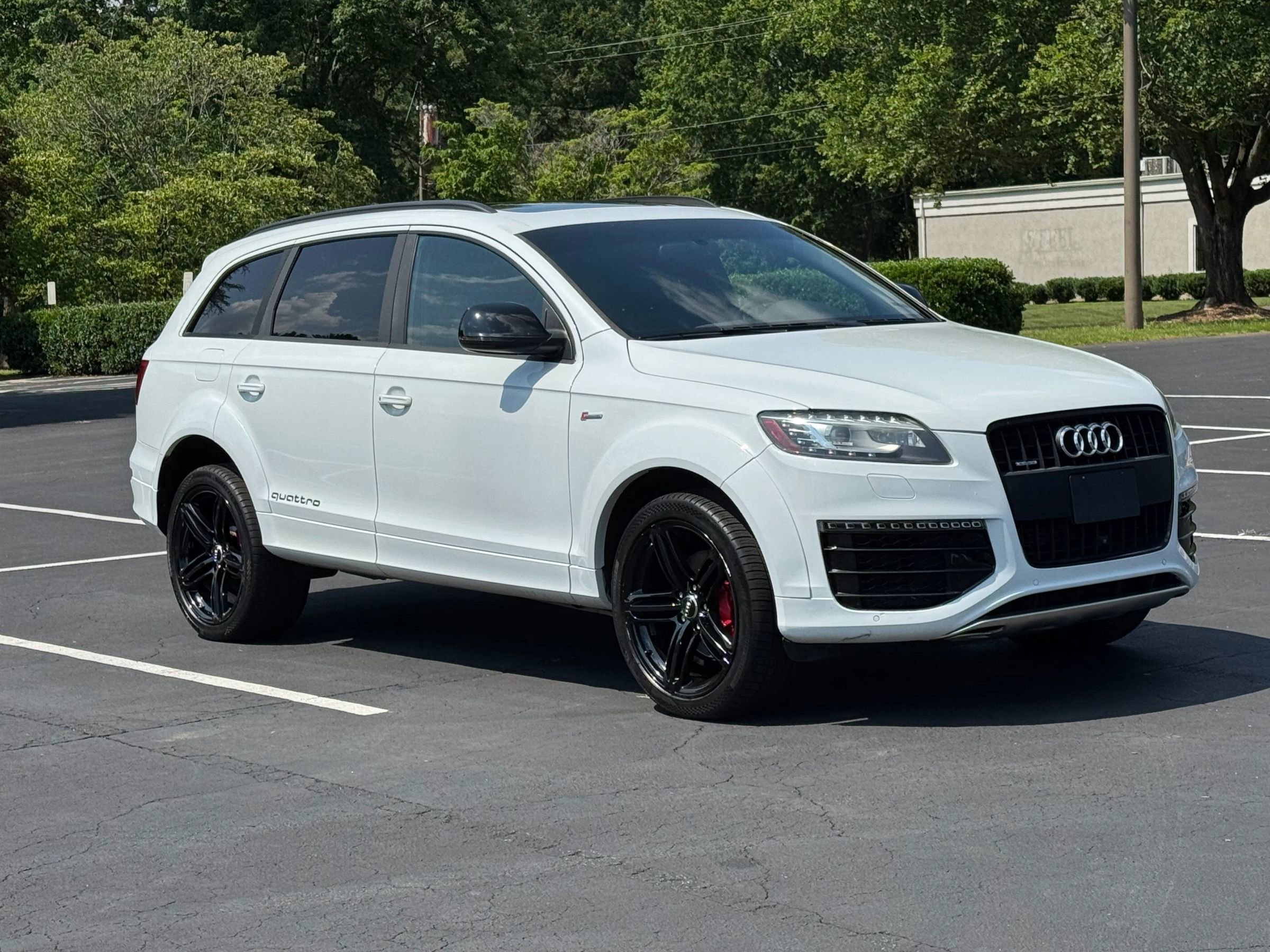 Used 2015 Audi Q7 3.0T S line Prestige w/ Sport Edition image 4