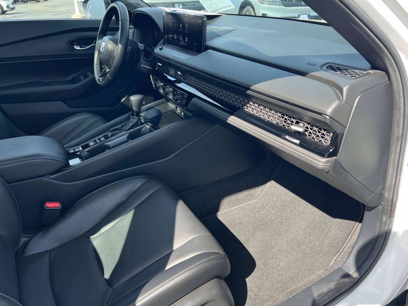 Certified 2024 Honda Accord Sport image 29