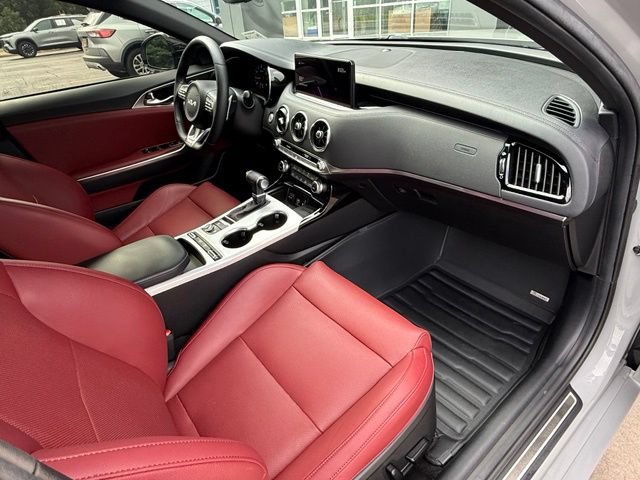 Used 2022 Kia Stinger GT1 w/ Red Interior Color Package RWD image 17