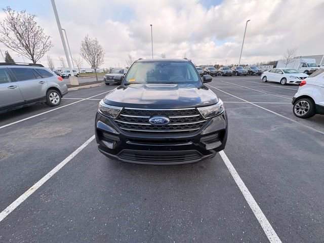 Used 2022 Ford Explorer XLT w/ Class IV Trailer Tow Package image 10
