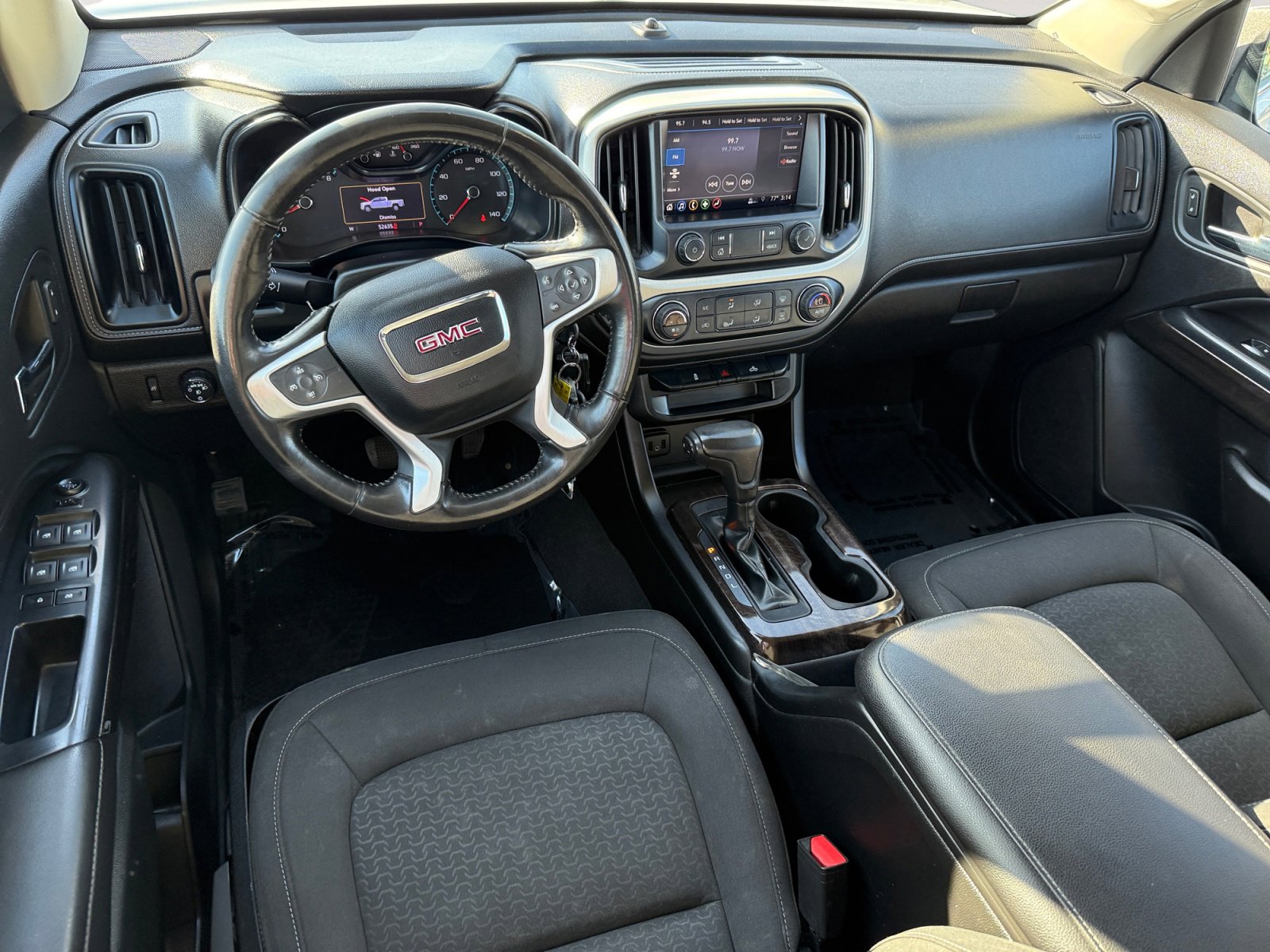 Used 2019 GMC Canyon SLE w/ SLE Convenience Package image 15