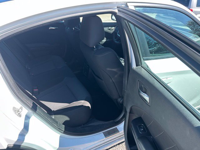 Used 2020 Dodge Charger SXT w/ Blacktop Package RWD image 8