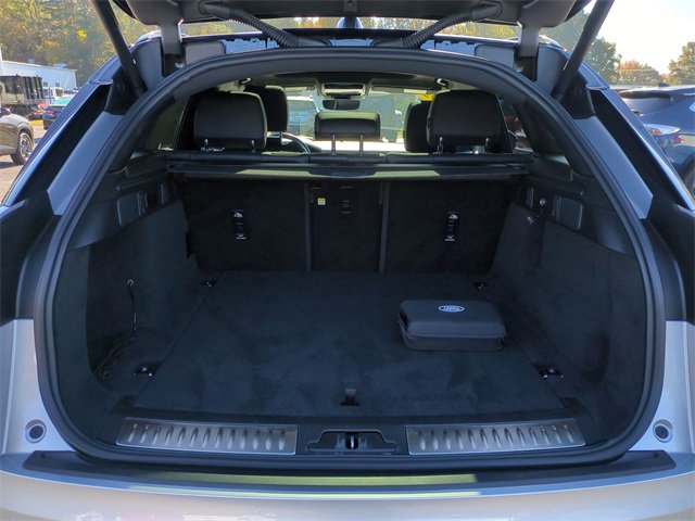 Used 2025 Land Rover Range Rover Velar S image 24