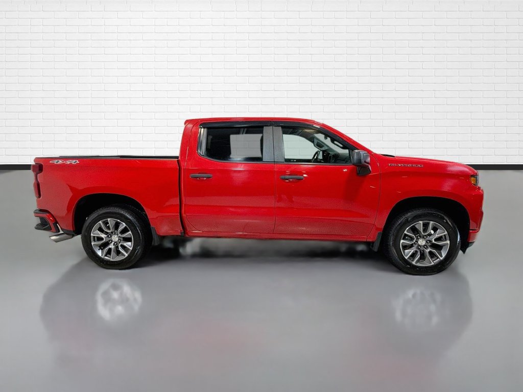 Used 2019 Chevrolet Silverado 1500 Custom w/ Custom Convenience Package AWD/4WD image 8