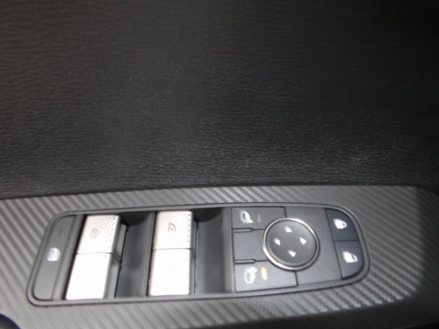 New 2025 Mitsubishi Outlander ES image 16