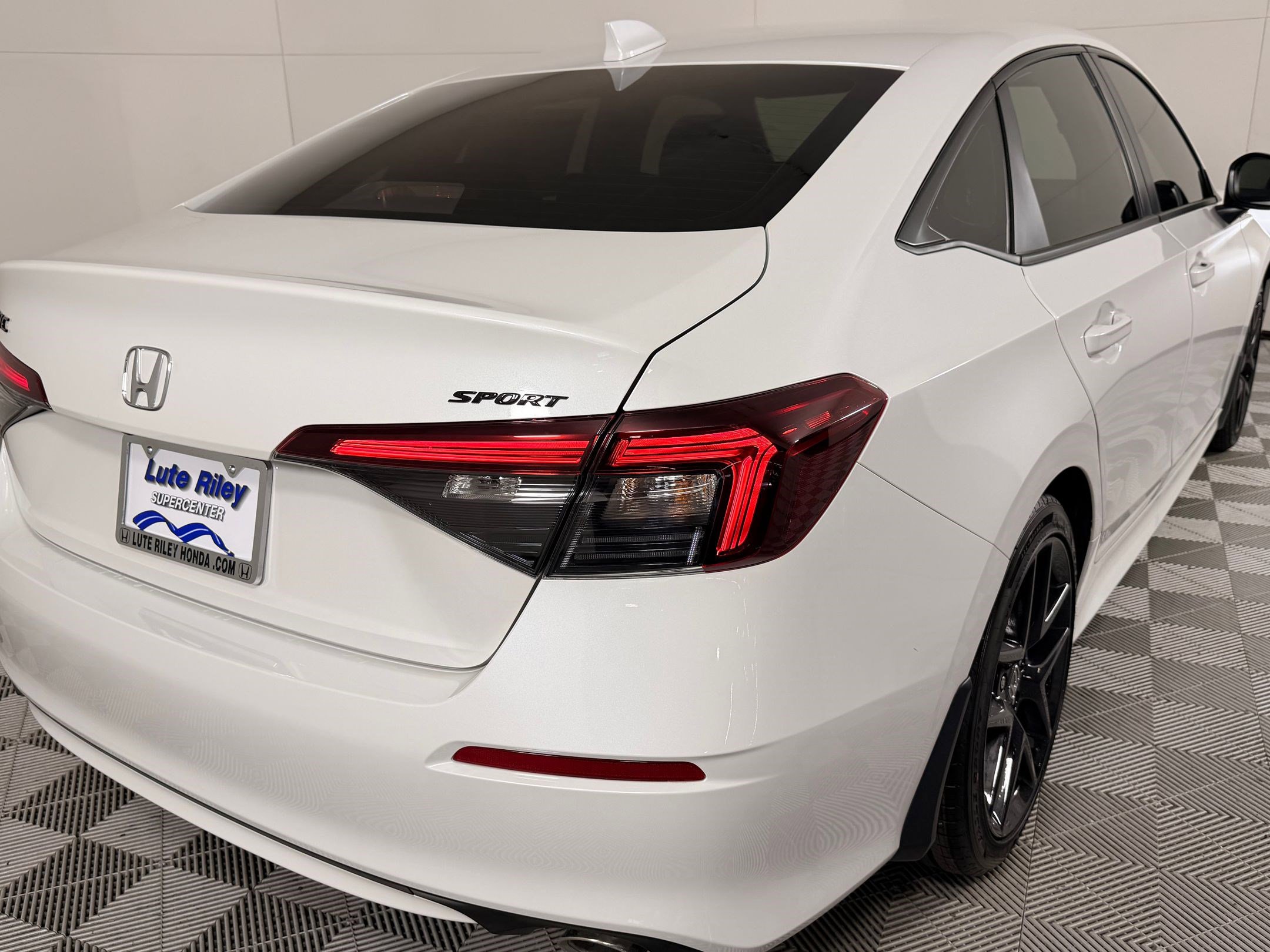 New 2026 Honda CR-V EX image 9