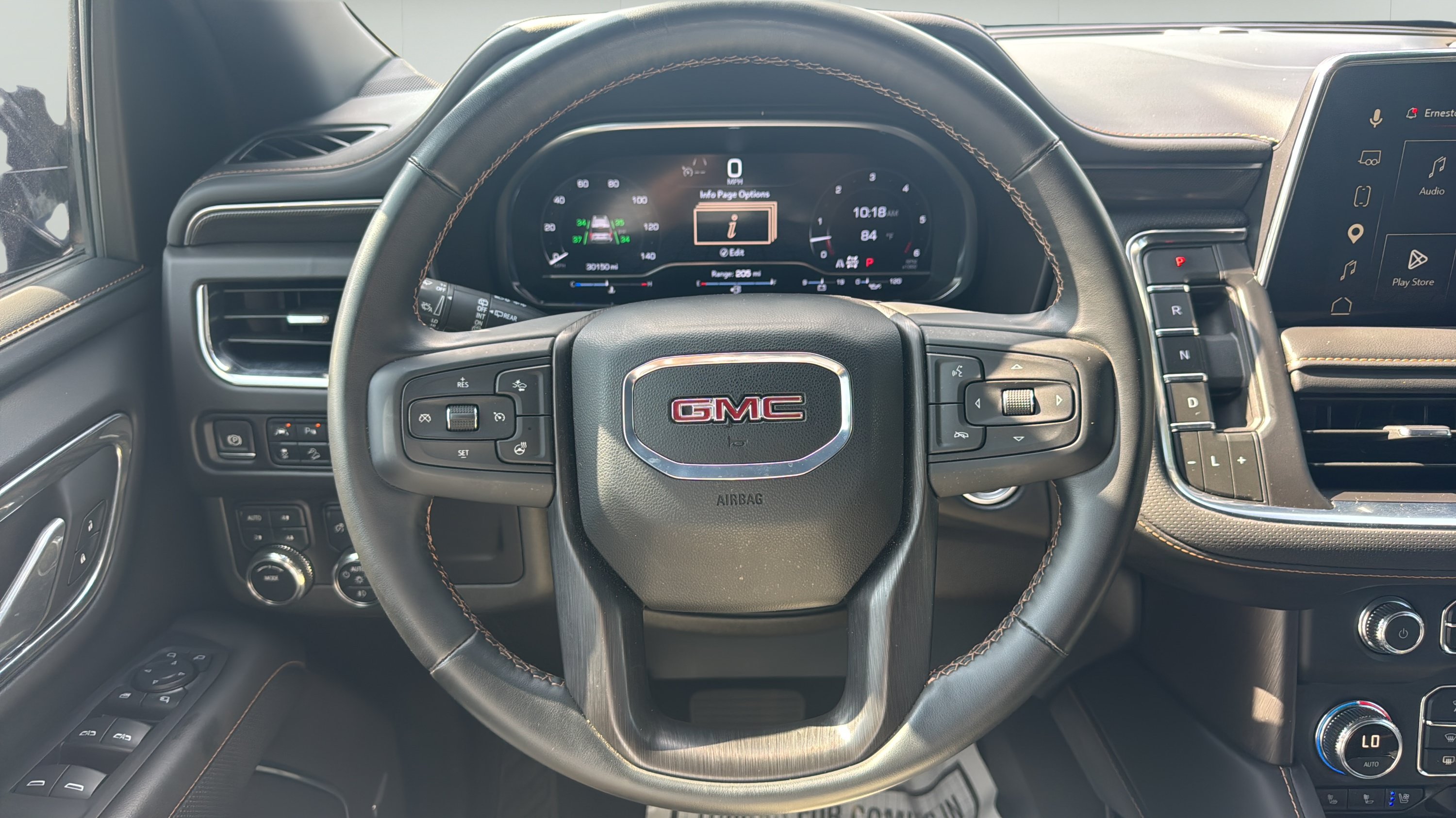 Used 2024 GMC Yukon AT4 w/ Technology Package AWD/4WD image 12