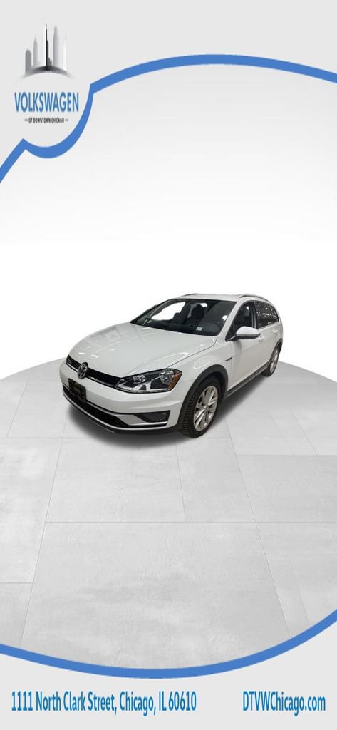 Used 2017 Volkswagen Golf Alltrack S image 1