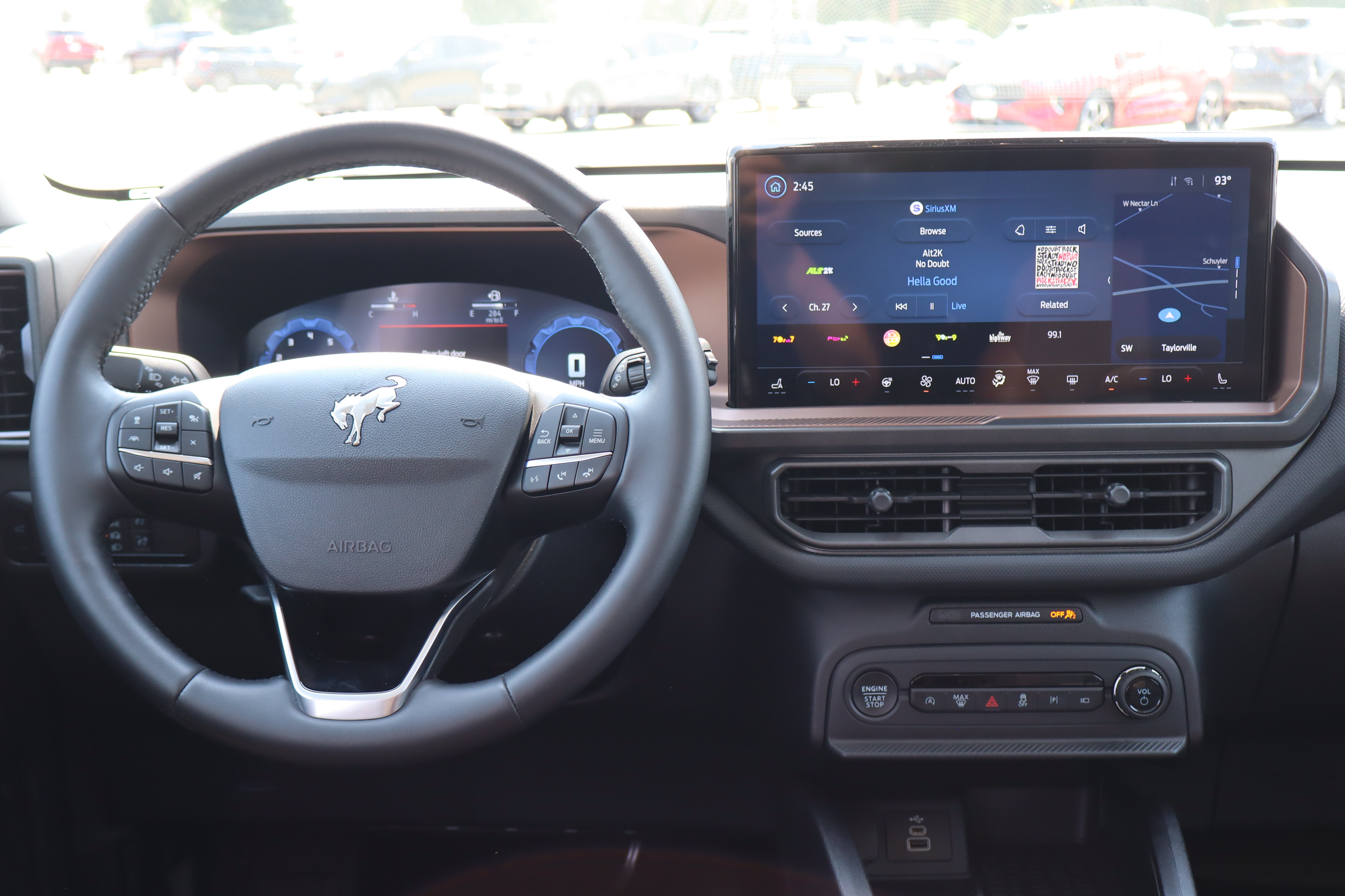 Used 2025 Ford Bronco Sport Outer Banks w/ Outer Banks Tech Package+ AWD/4WD image 13