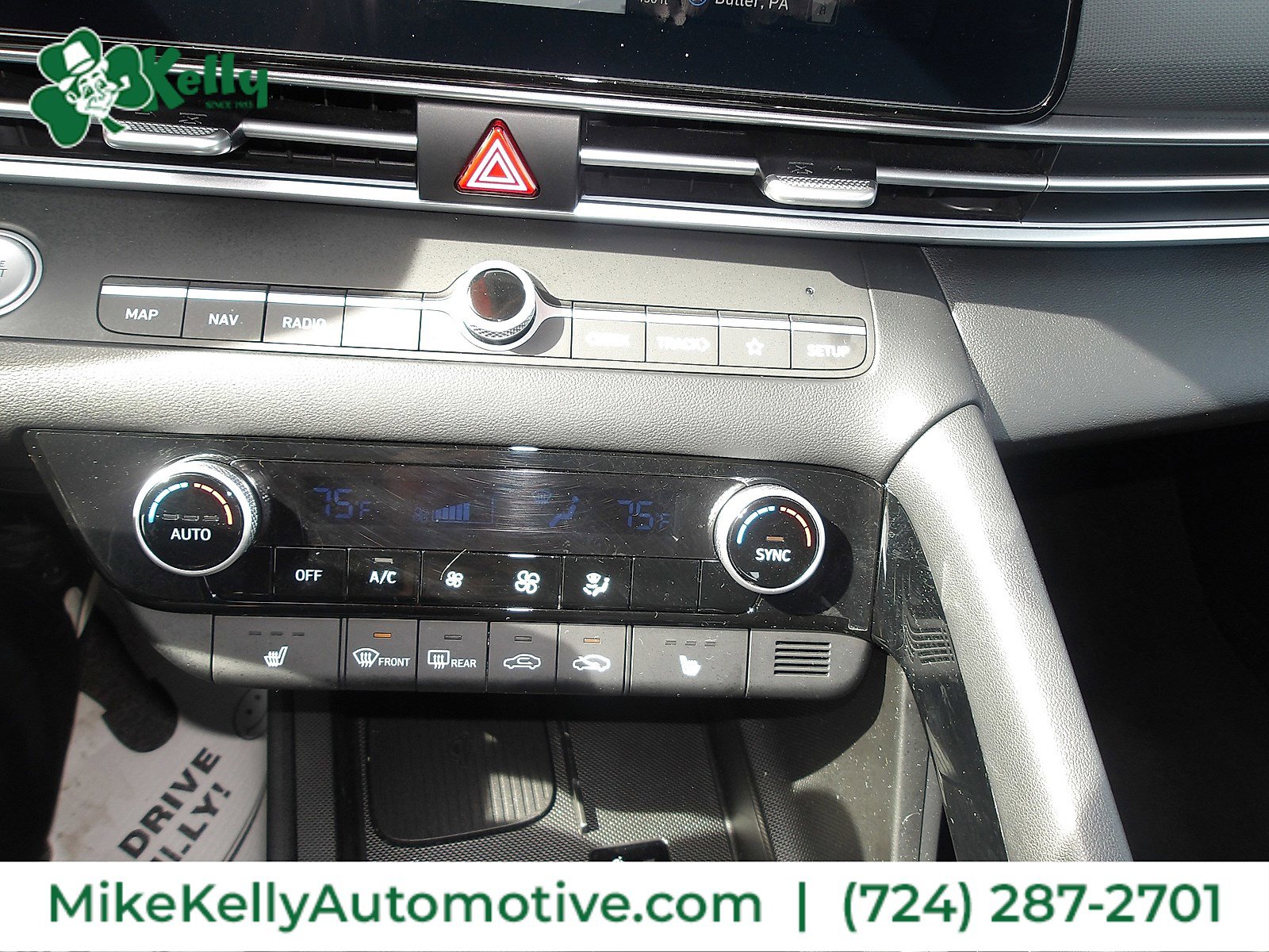 Used 2024 Hyundai Elantra SEL w/ Convenience Package FWD image 19