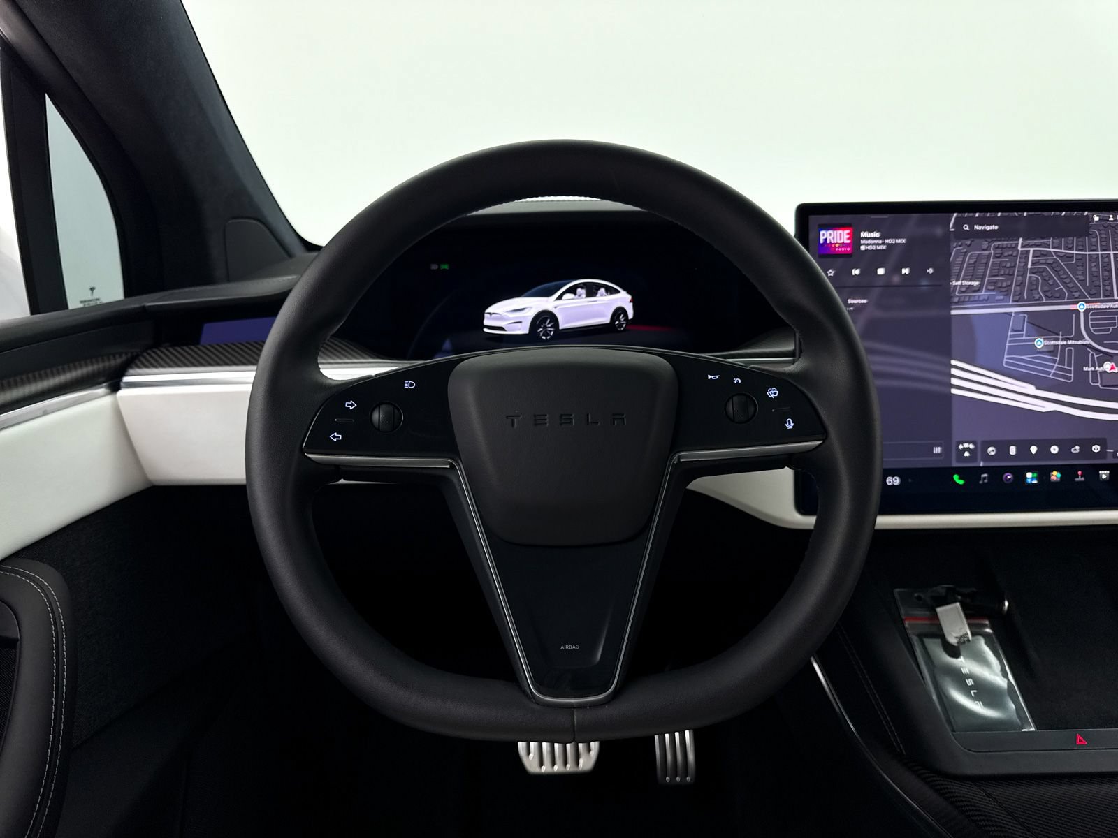 Used 2022 Tesla Model X Plaid AWD/4WD image 3
