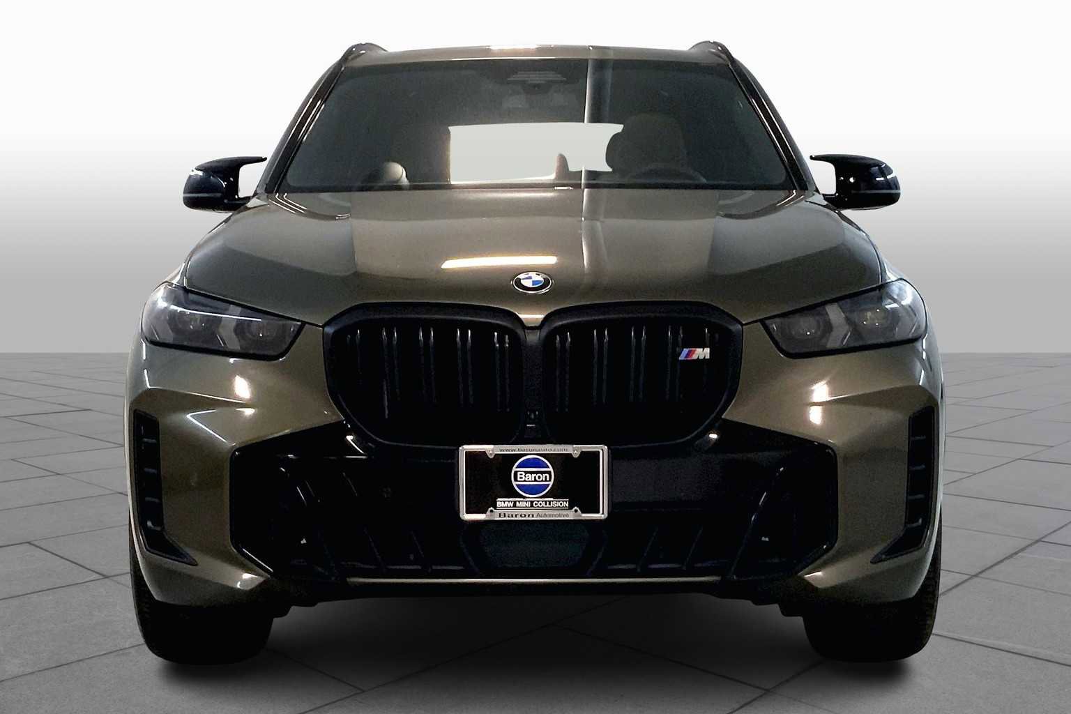 Used 2025 BMW X5 M60i image 3