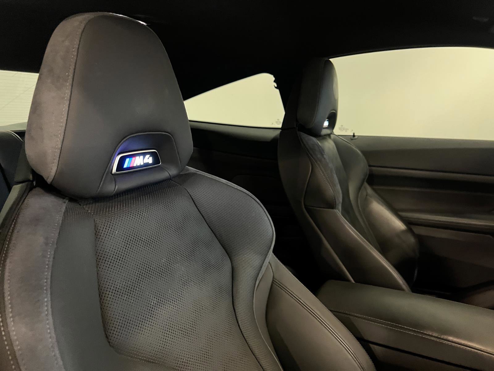 Used 2024 BMW M4 Competition w/ Executive Package image 36