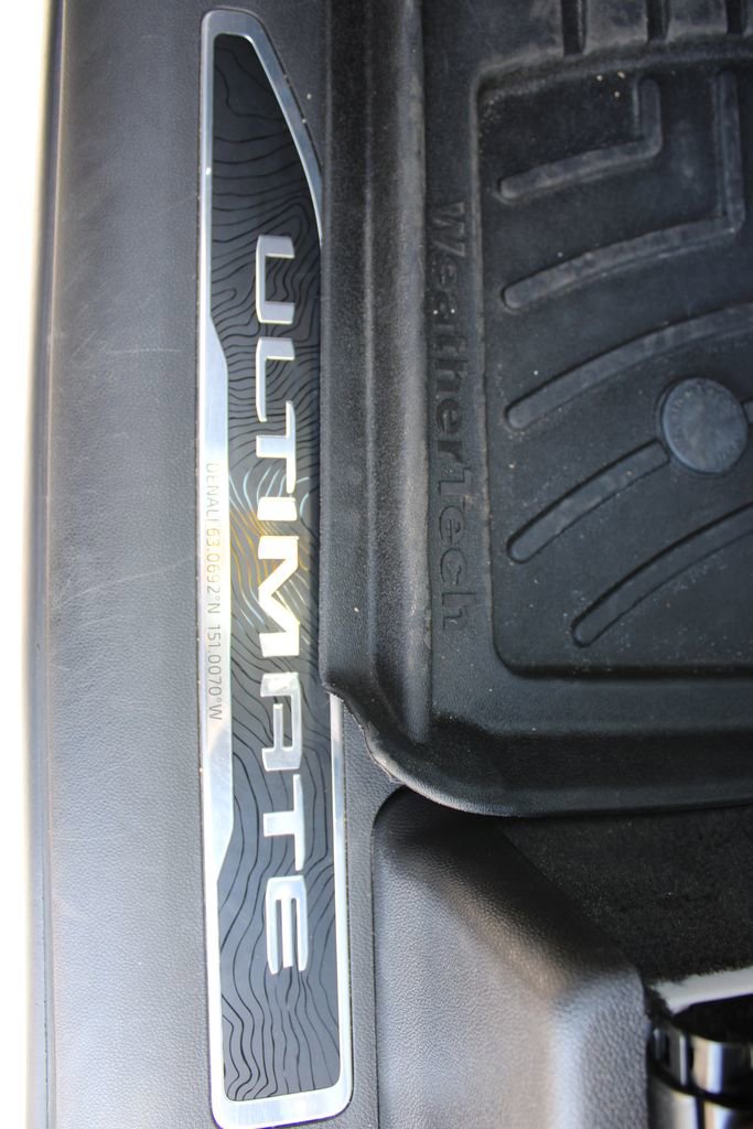 Used 2025 GMC Sierra 2500 Denali Ultimate image 58