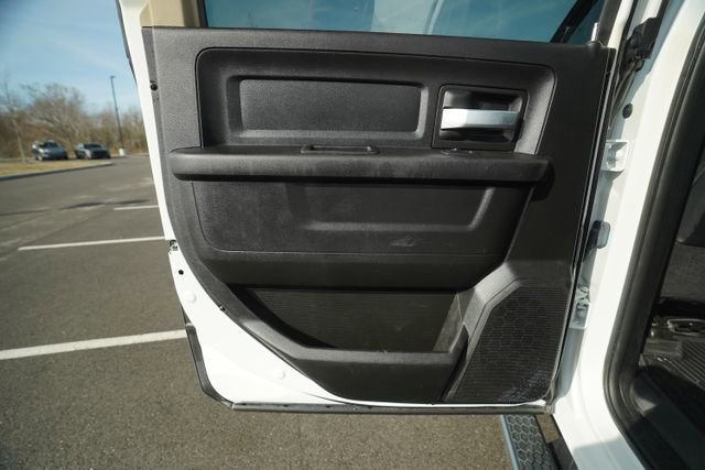 Used 2019 RAM 2500 Tradesman w/ Chrome Appearance Group image 16