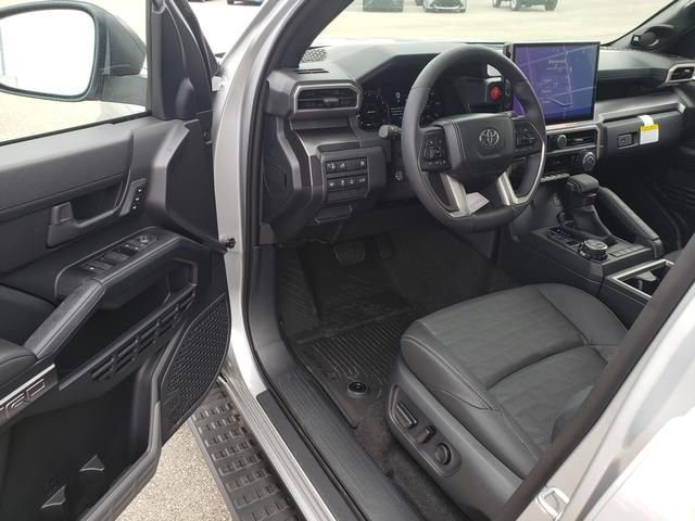 New 2026 Toyota 4Runner TRD Off-Road Premium AWD/4WD image 11