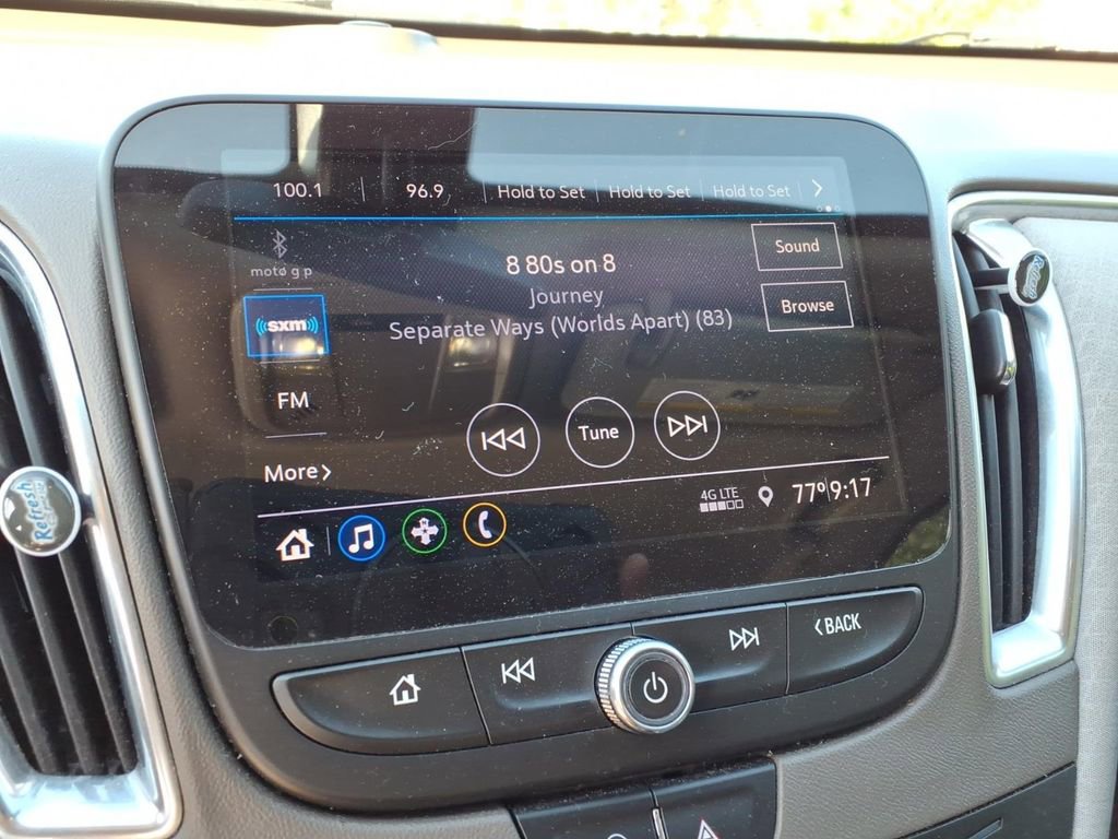 Used 2020 Chevrolet Malibu LT FWD image 16