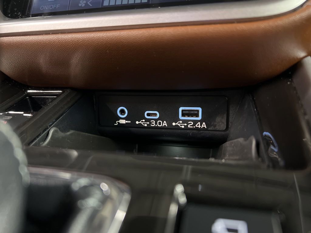 Used 2023 Subaru Outback Touring XT w/ Popular Package #2 image 13
